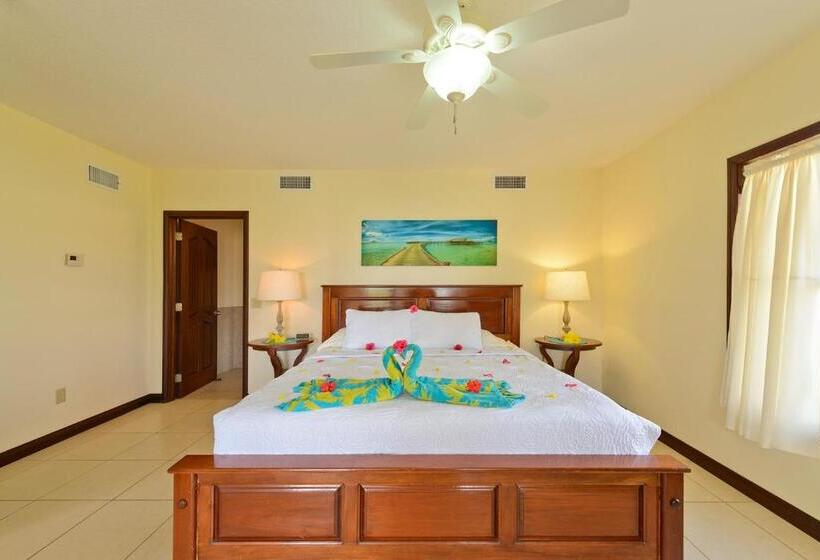 ویلای 2 خوابه, Seiri Del Mar