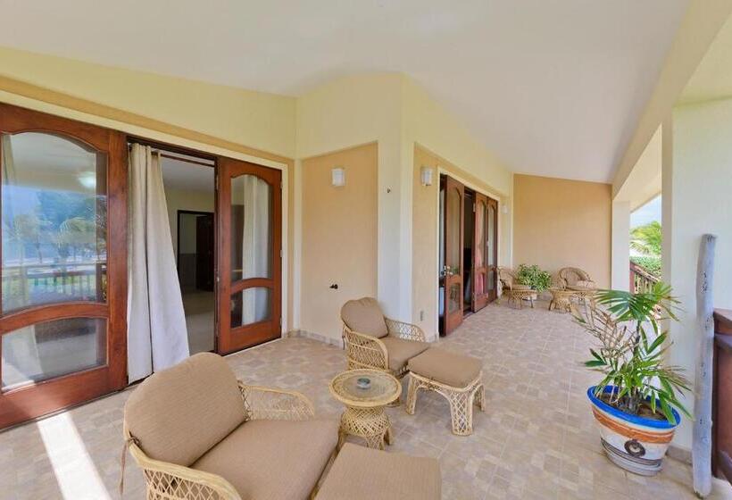 ویلای 2 خوابه, Seiri Del Mar