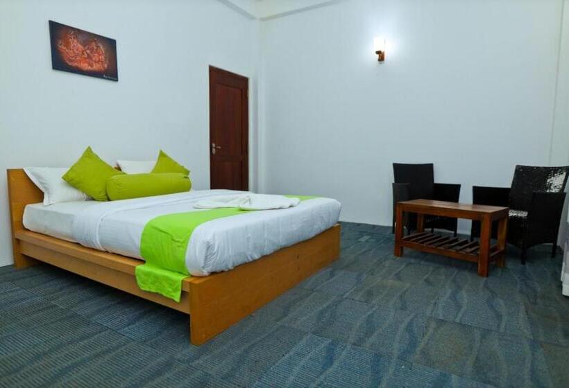Quarto Deluxe com Sacada, Thinaya Lake Resort