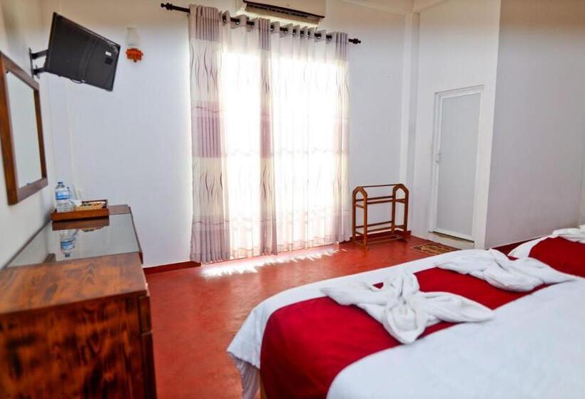 Quarto Familiar Deluxe, Thinaya Lake Resort