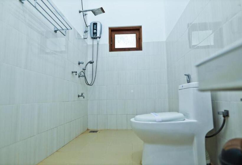 Quarto Triplo Deluxe, Thinaya Lake Resort