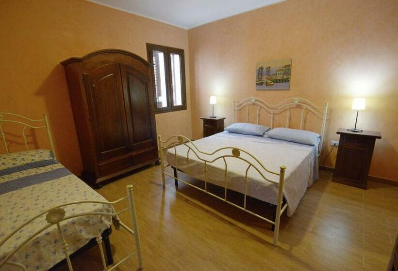 דירת חדר בקומת קרקע, Toto Residence