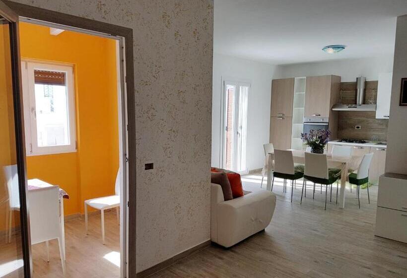 דירת שני חדרים, Toto Residence