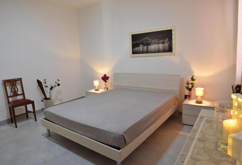 דירת שני חדרים, Toto Residence