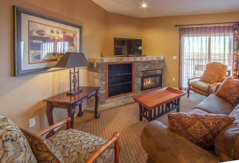 残疾人使用的带特大床的标准间, Holiday Inn Club Vacations   David Walley S Resort, An Ihg