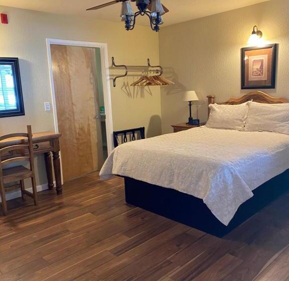 스탠다드 룸, Arnold Meadowmont Lodge