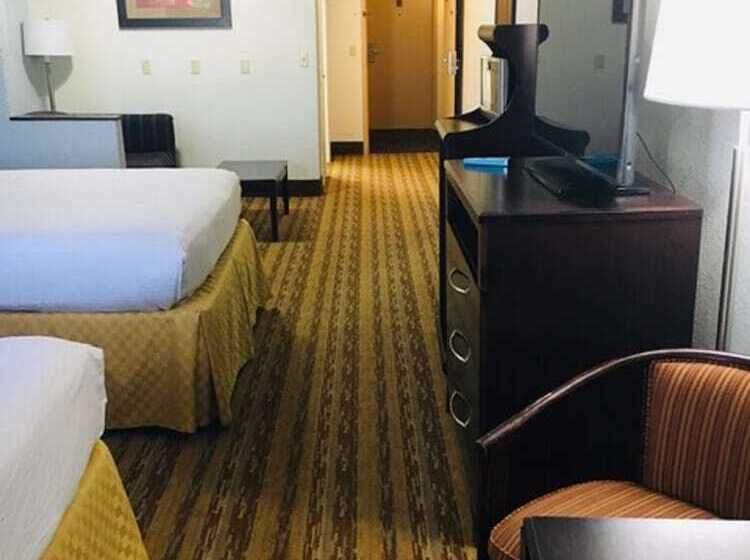 سوییت خانوادگی, Best Western Plus Universal Inn - Free Shuttle to Universal Studios!