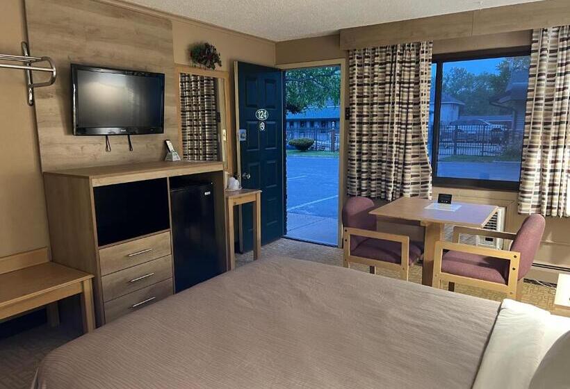 Номер Стандарт, Viking Arms Inn  Ludington