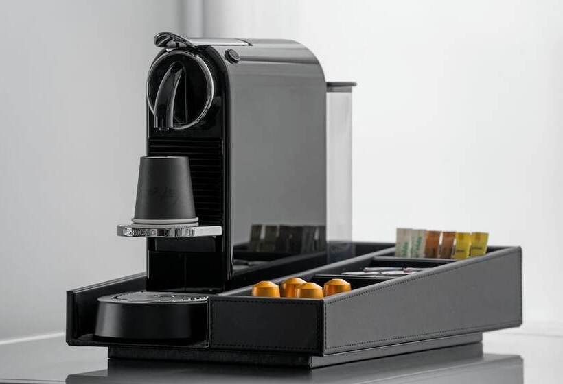 חדר סטנדרט שתי מיטות זוגיות, W Seattle