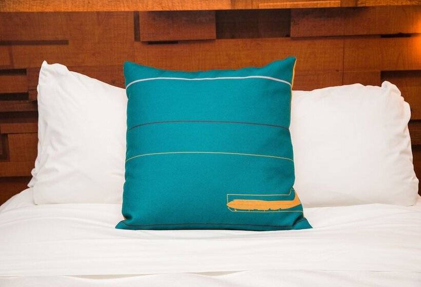 חדר סטנדרט שתי מיטות זוגיות, W Seattle