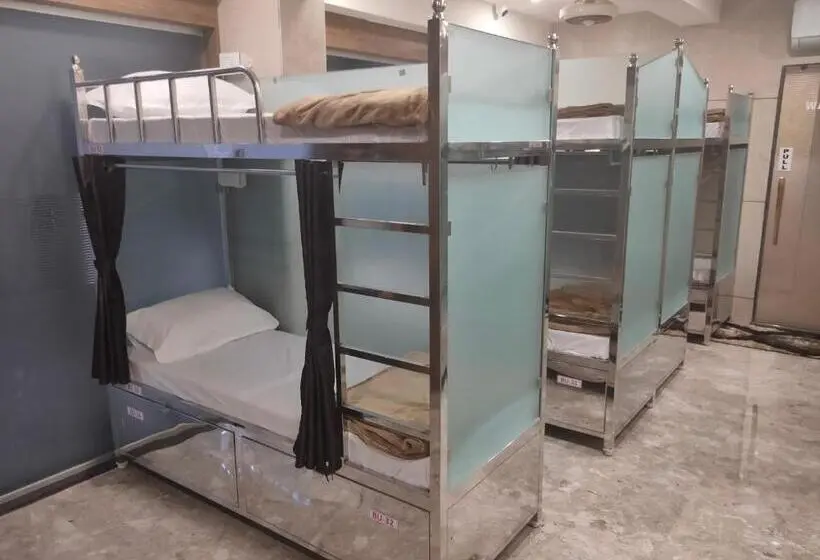 Bed in Shared Room with Shared Bathroom, Diamond Ac Dormitory And Guest House