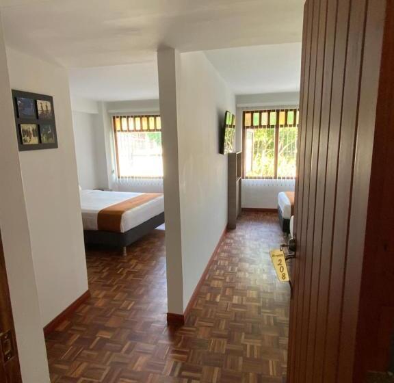 غرفة عائلية, Perugino´s Hotel Galeria