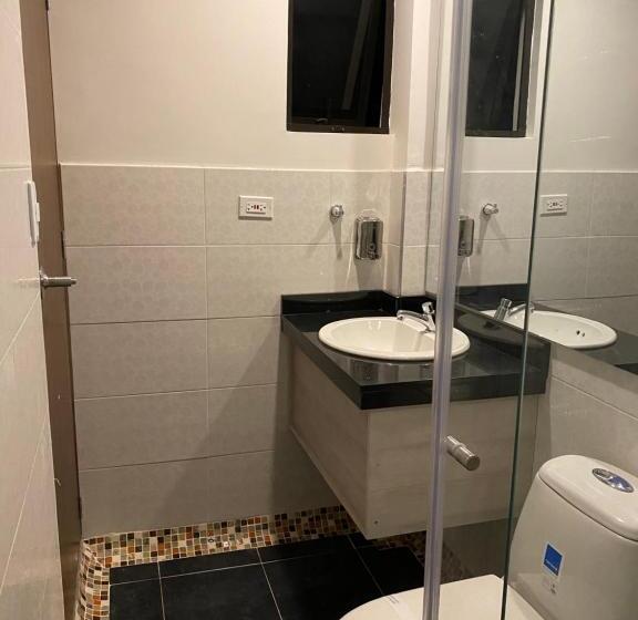 חדר משפחתי, Perugino´s Hotel Galeria