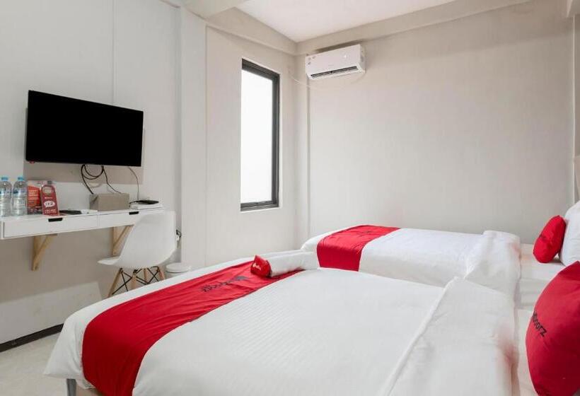 غرفة قياسية, Reddoorz Near Grand City Mall 2
