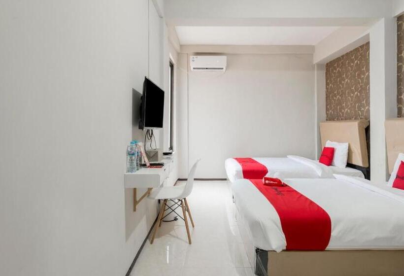 اتاق استاندارد, Reddoorz Near Grand City Mall 2