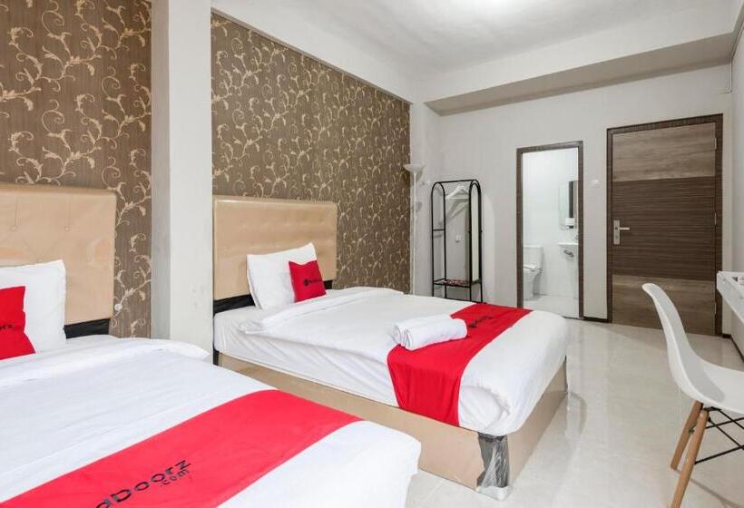 标准间, Reddoorz Near Grand City Mall 2