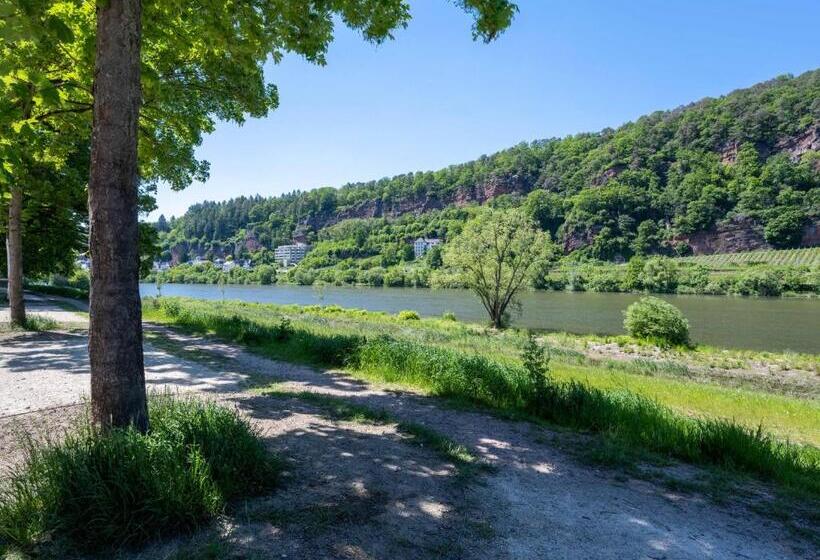 סוויטה עם מרפסת, Limehome Trier Nikolaus Leis Straße