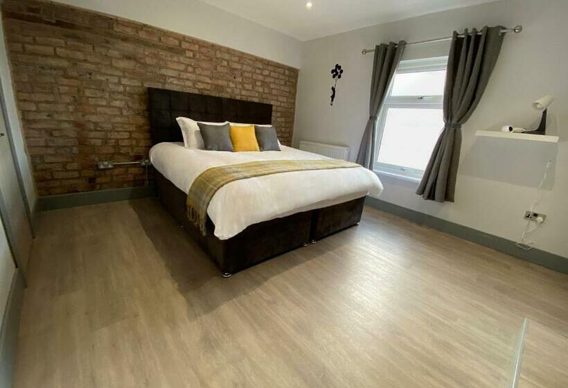 חדר סופריור עם מיטת קינג, 6adelphi