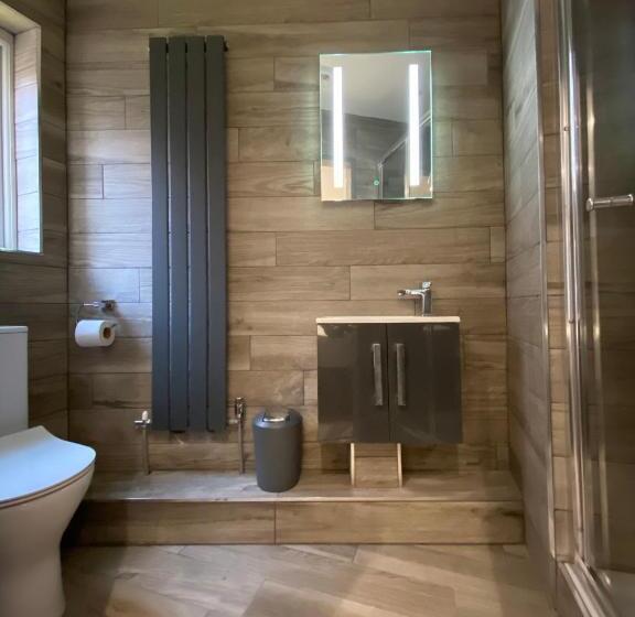 חדר סטנדרט, 6adelphi