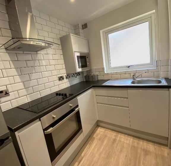 חדר סטנדרט, 6adelphi