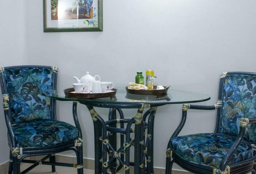 اتاق استاندارد, Serena