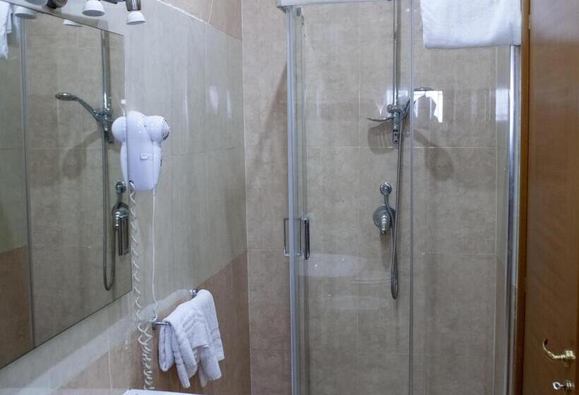 اتاق استاندارد یک نفره, Serena