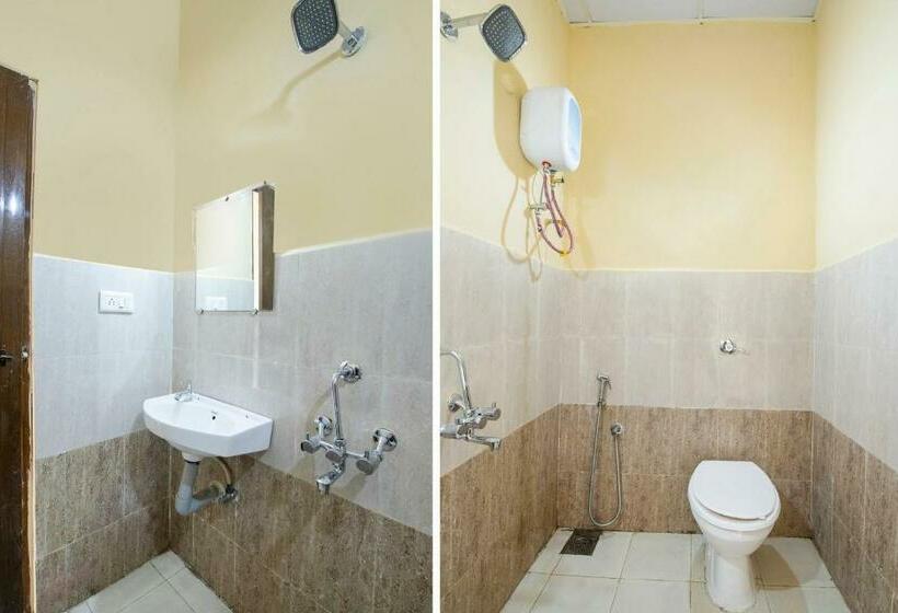 スタンダードトリプルルーム, Spot On New Forever Next