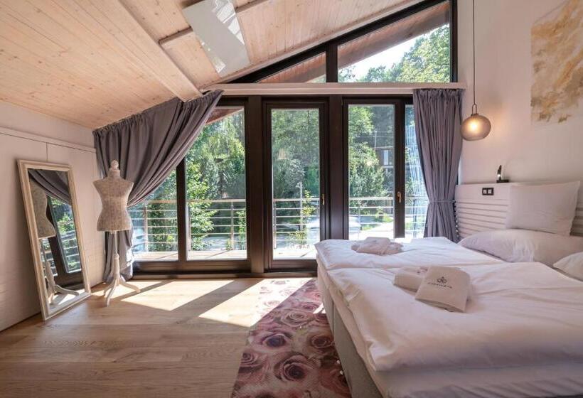 اتاق سوپریور, Resort Cattaleya