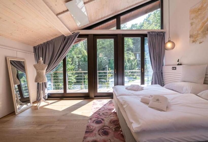 اتاق سوپریور, Resort Cattaleya