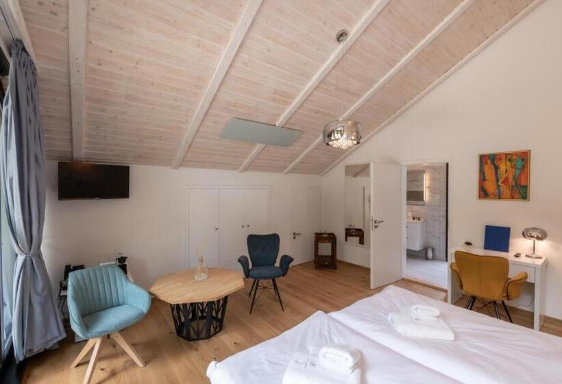 اتاق استاندارد با بالکن, Resort Cattaleya