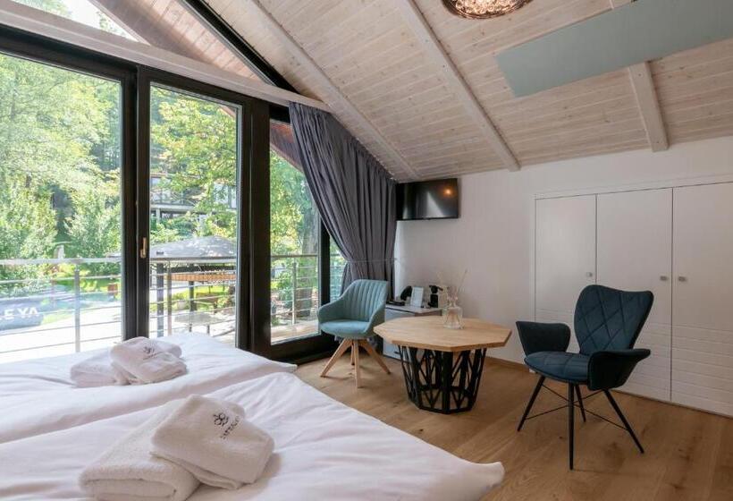 اتاق سوپریور, Resort Cattaleya