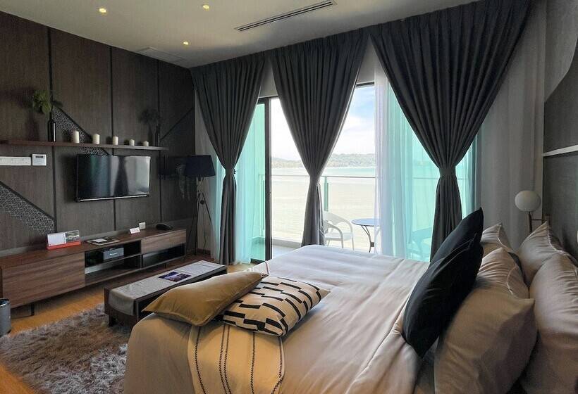 غرفة ديلوكس مطلّة علي البحر, Swiss Belhotel Kuantan