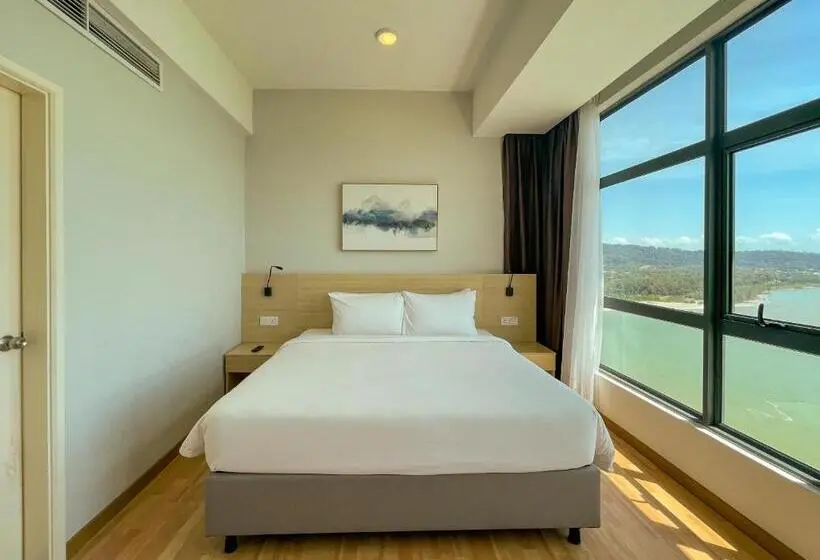 اتاق خانوادگی با چشم‌انداز دریا, Swiss Belhotel Kuantan