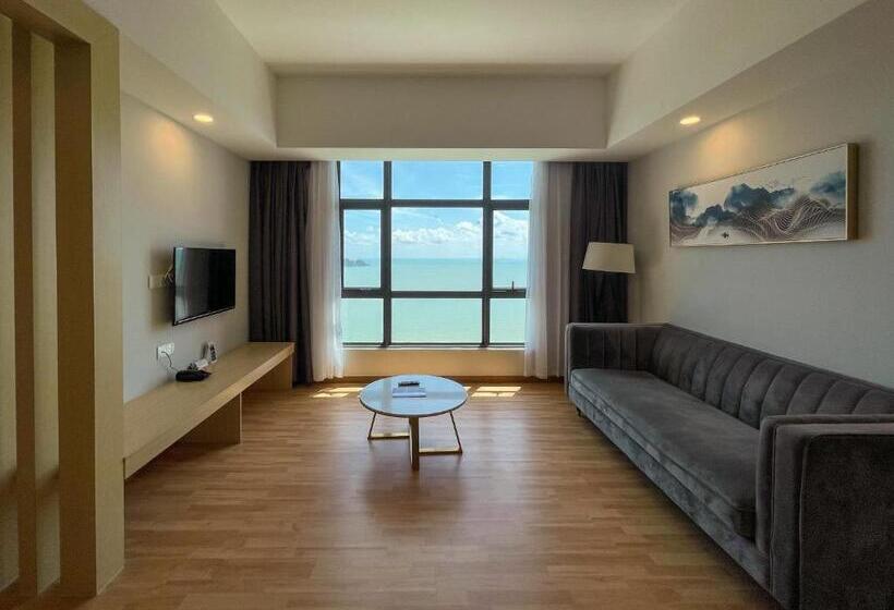 غرفة عائلية مطلّة علي البحر, Swiss Belhotel Kuantan
