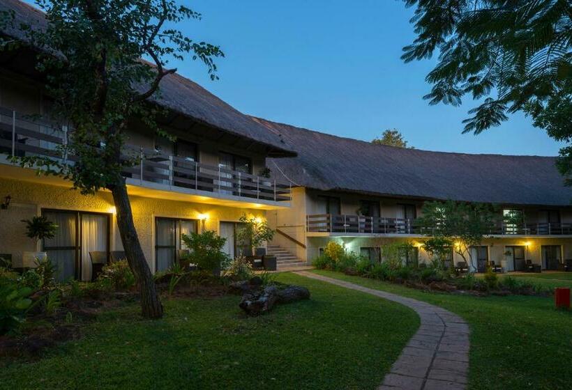 اتاق استاندارد با چشمانداز رودخانه, Azambezi River Lodge