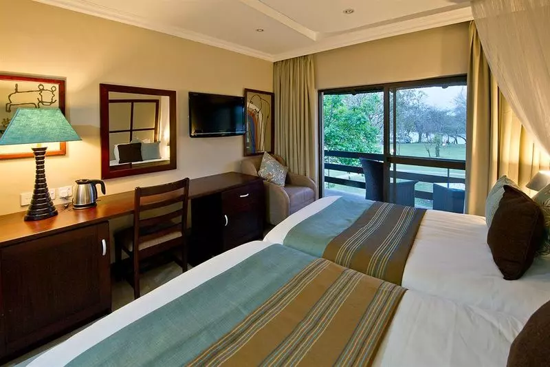 اتاق استاندارد با چشم‌انداز باغ, Azambezi River Lodge