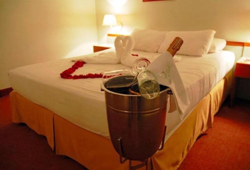 سوییت جونیور, Cristina Suites