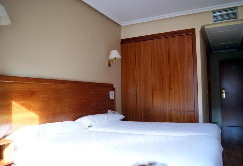 اتاق استاندارد, El Retiro De Cardea