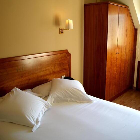 اتاق استاندارد, El Retiro De Cardea