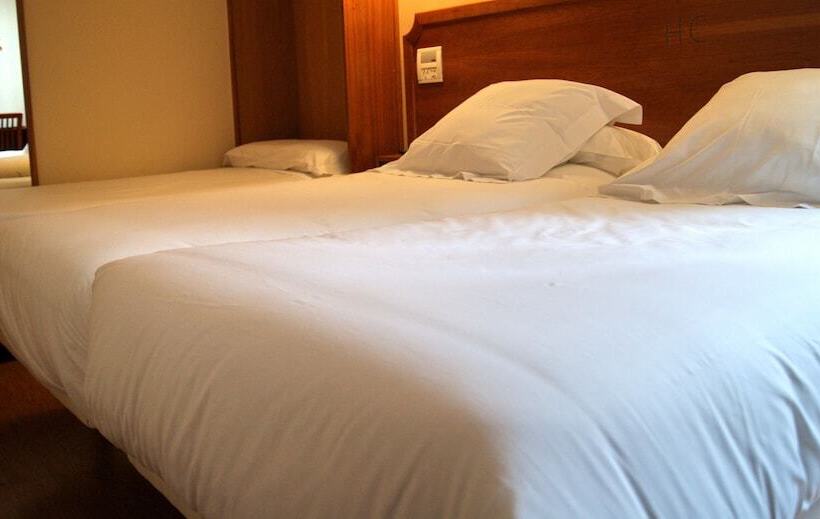 اتاق استاندارد, El Retiro De Cardea