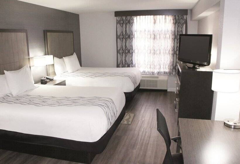 اتاق استاندارد با 2 تخت دوبل, La Quinta By Wyndham Raleigh Downtown North