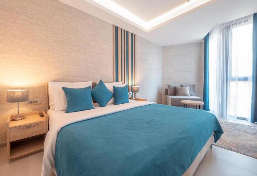 استودیوی استاندارد, Montenegro