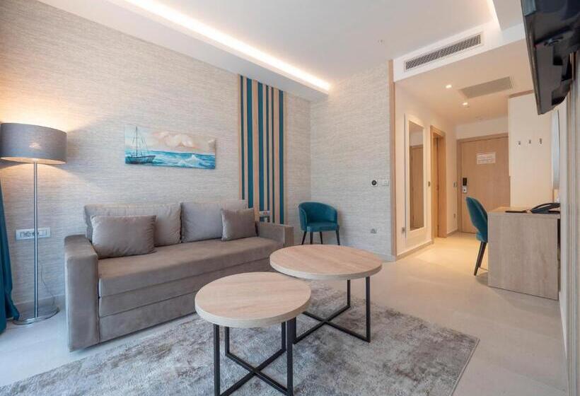 استودیوی استاندارد, Montenegro