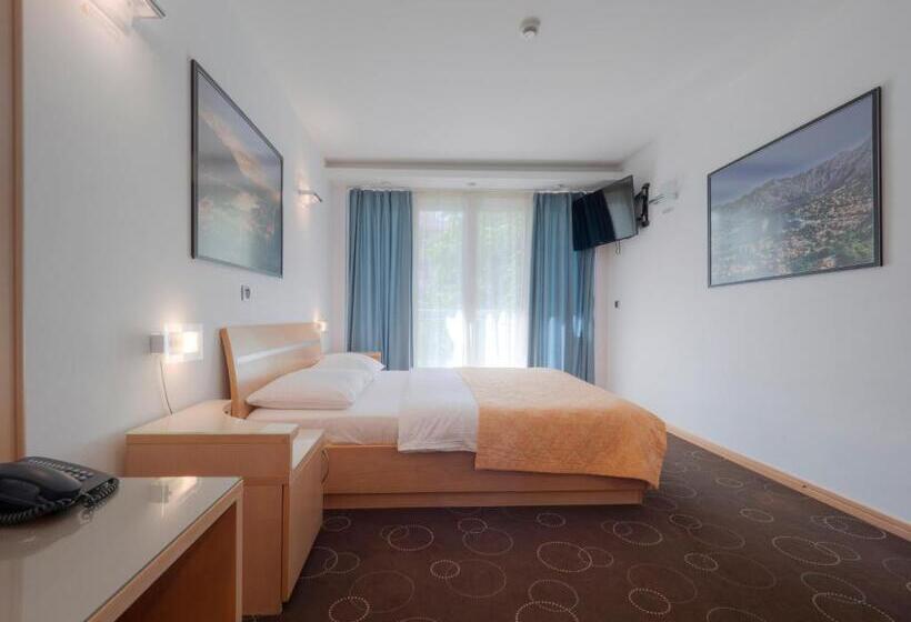 آپارتمان 1 خوابه, Montenegro