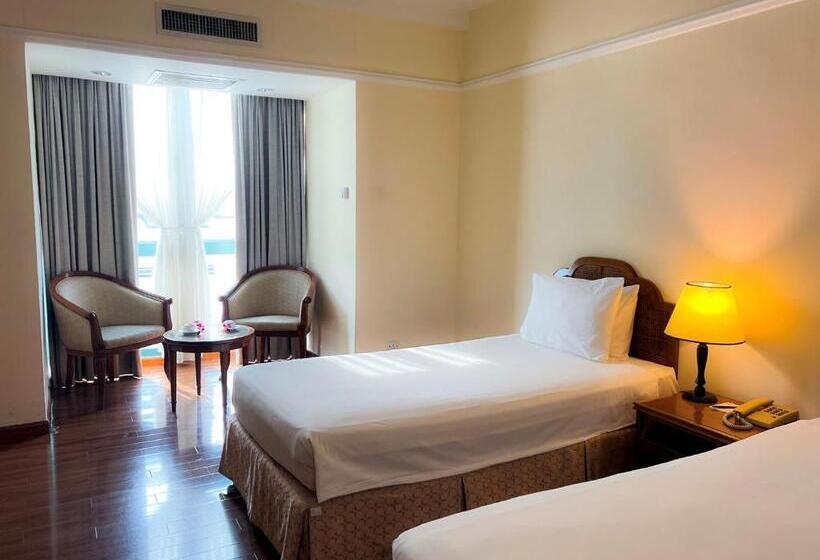 اتاق سوپریور, Ramana Saigon
