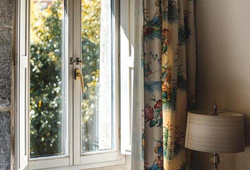 اتاق استاندارد, Zubieta