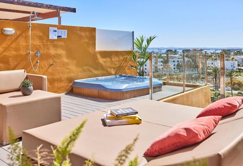 ペントハウススイート, Zafiro Tropic