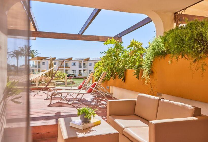 ロイヤルスイート, Zafiro Tropic