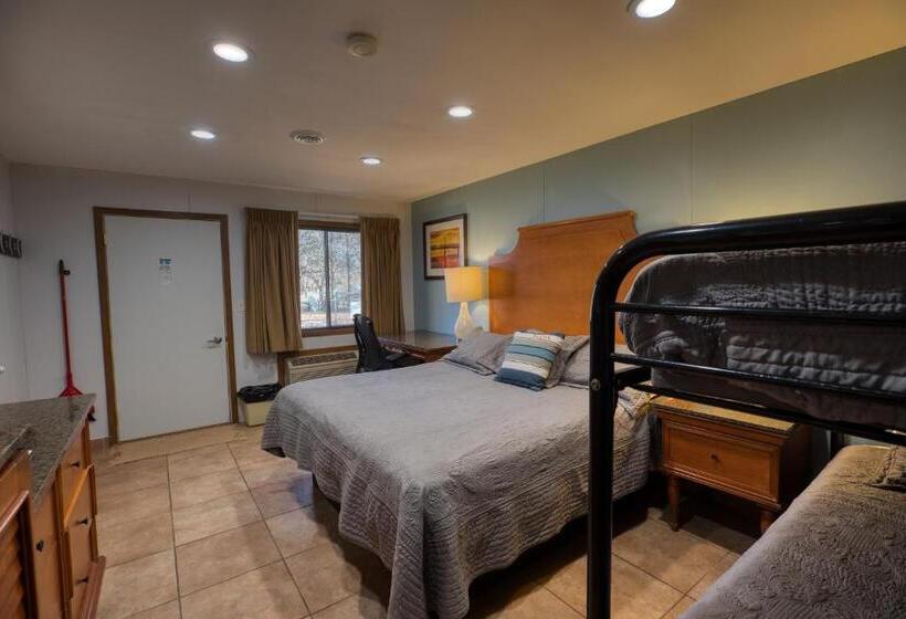 غرفة قياسية سرير كينج, Lewis & Clark Resort