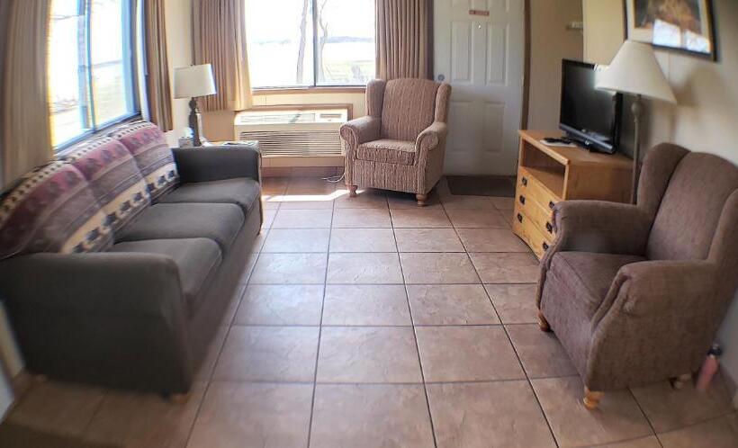 منزل غرفتين نوم, Lewis & Clark Resort